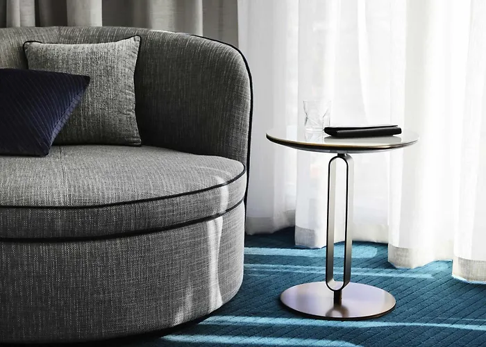 Hotel Chadstone Melbourne Mgallery Collection