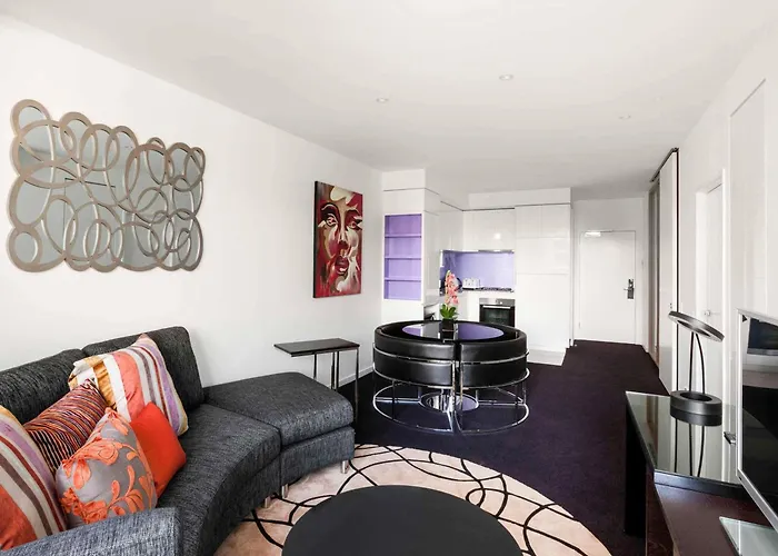 The Sebel Melbourne Docklands Hotel